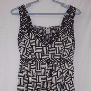 NWT KIKI Siz M Batik black creamy white 100% rayon